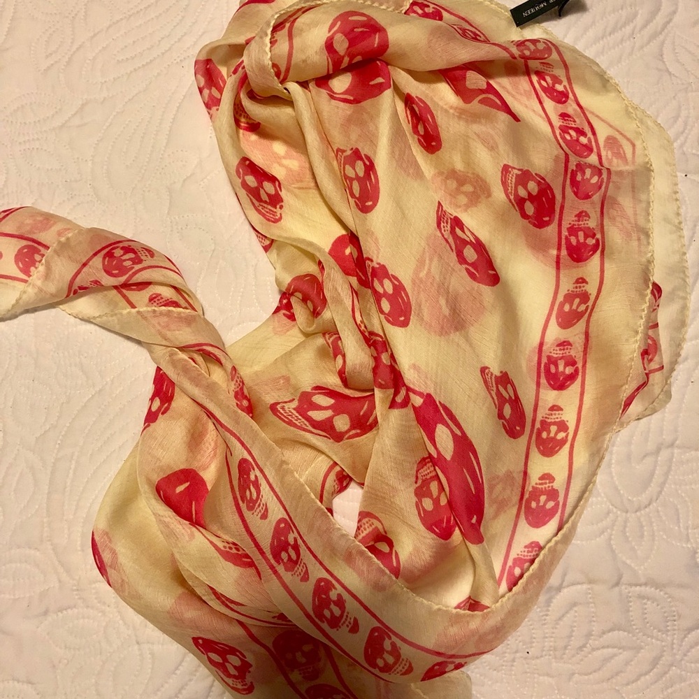 Alexander McQueen scarf